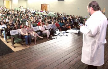 Semana da Enfermagem busca atualização profissional